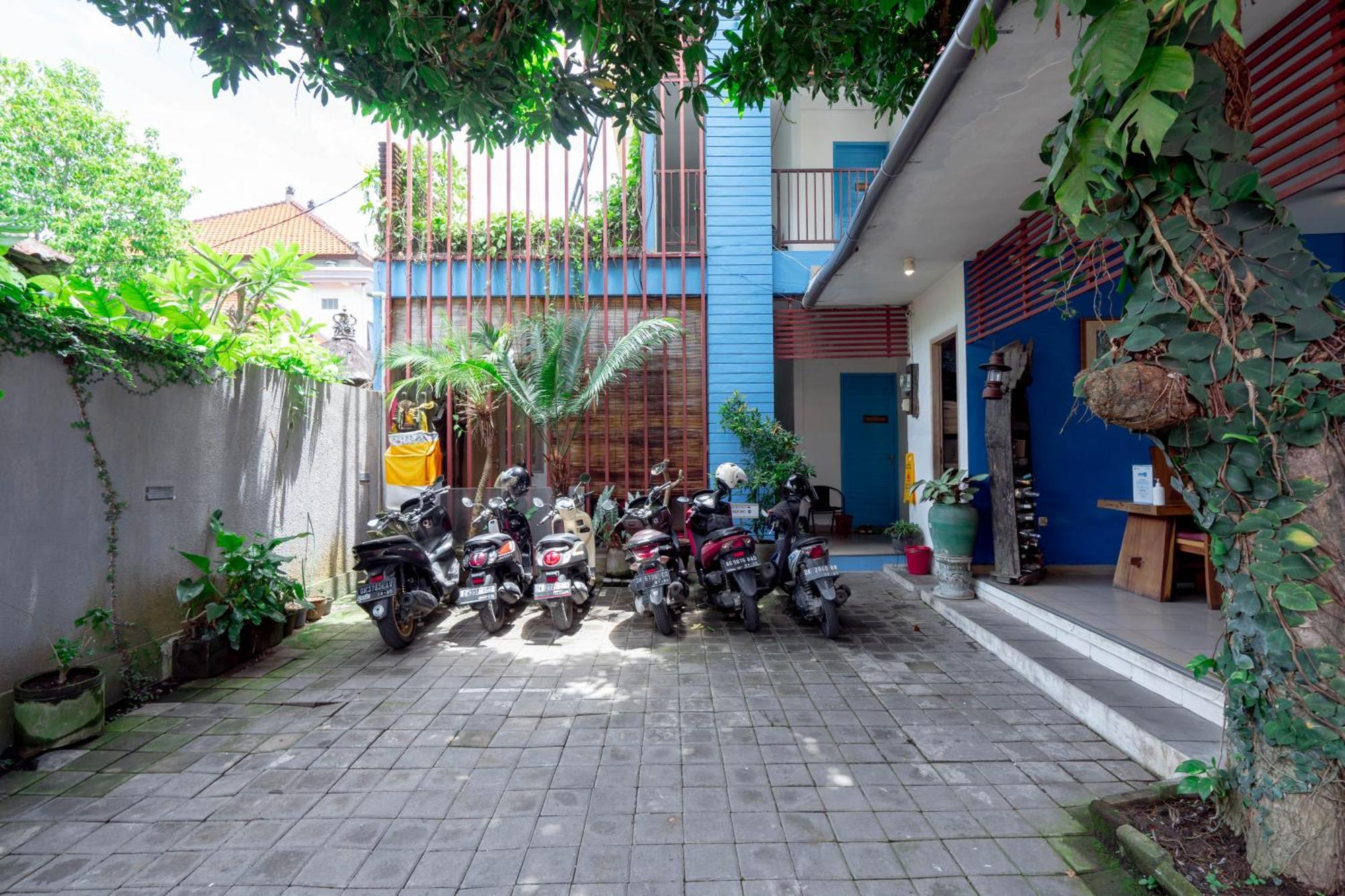 Hotel Reddoorz Near Pantai Sanur Exterior foto