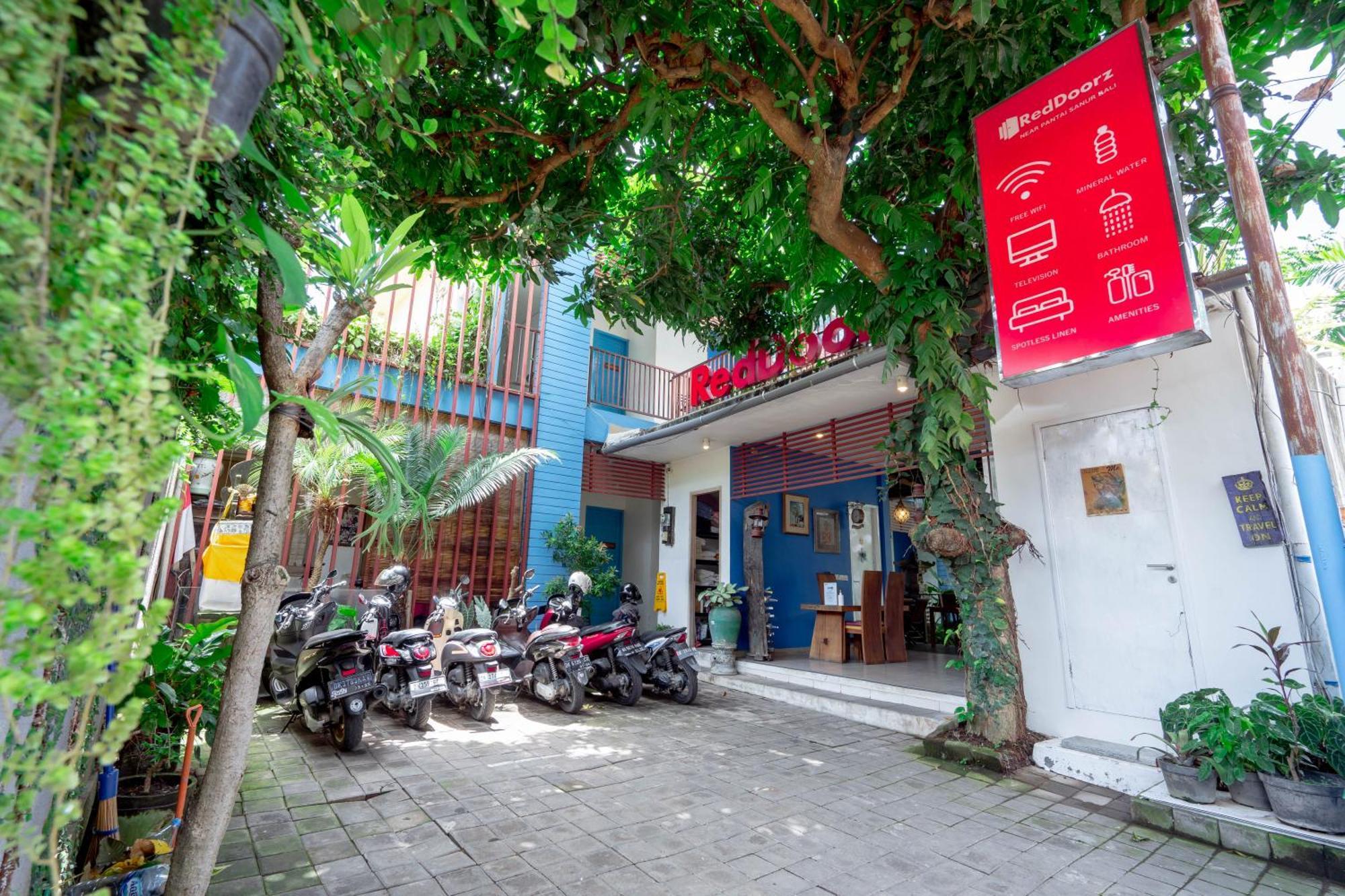 Hotel Reddoorz Near Pantai Sanur Exterior foto